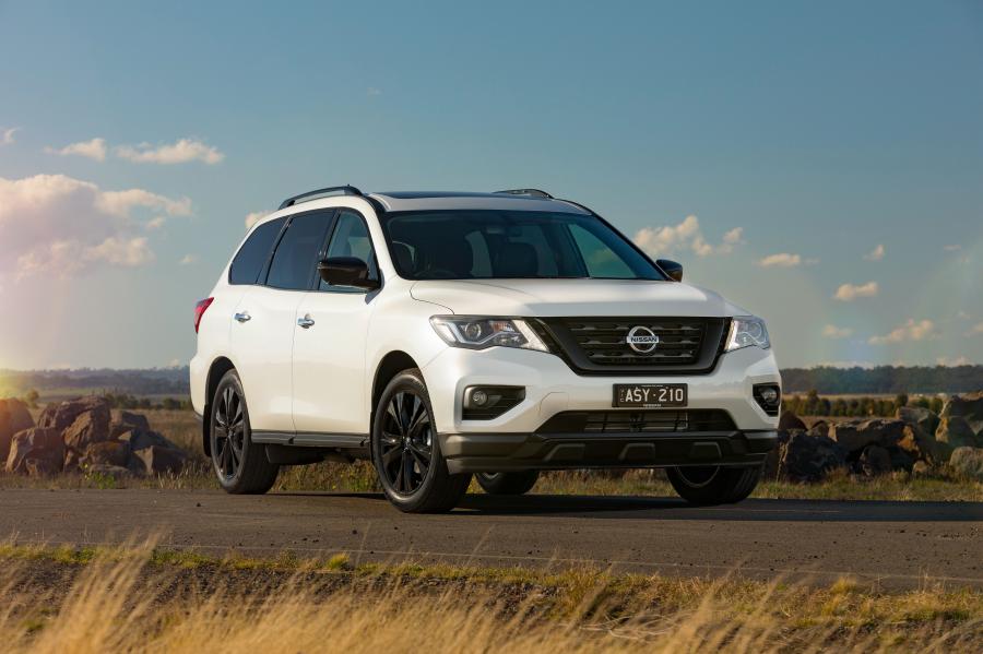  Nissan Pathfinder ST-L N-Sport (R52) 2018 года  (AU) (фото 1 из 24)